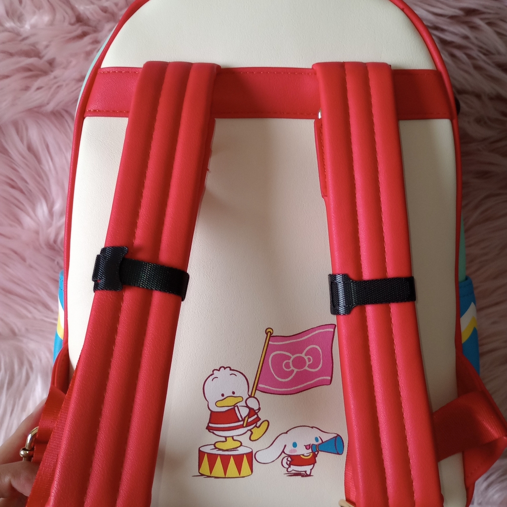 Hello Kitty Cheer Backpack - Picture 6 of 8